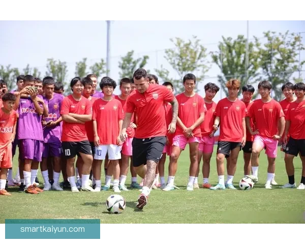 扎卡持续提升在球队中的足球影响力，状态逐渐回暖。