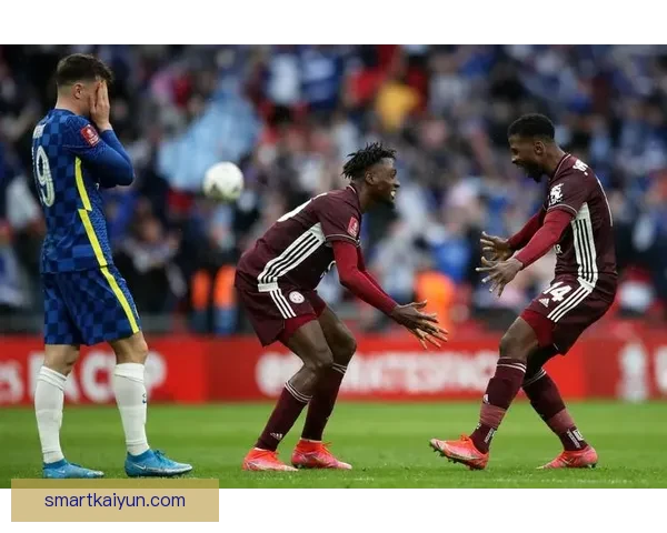 蒂莱曼斯本赛季在莱斯特城表现稳健，状态持续提升